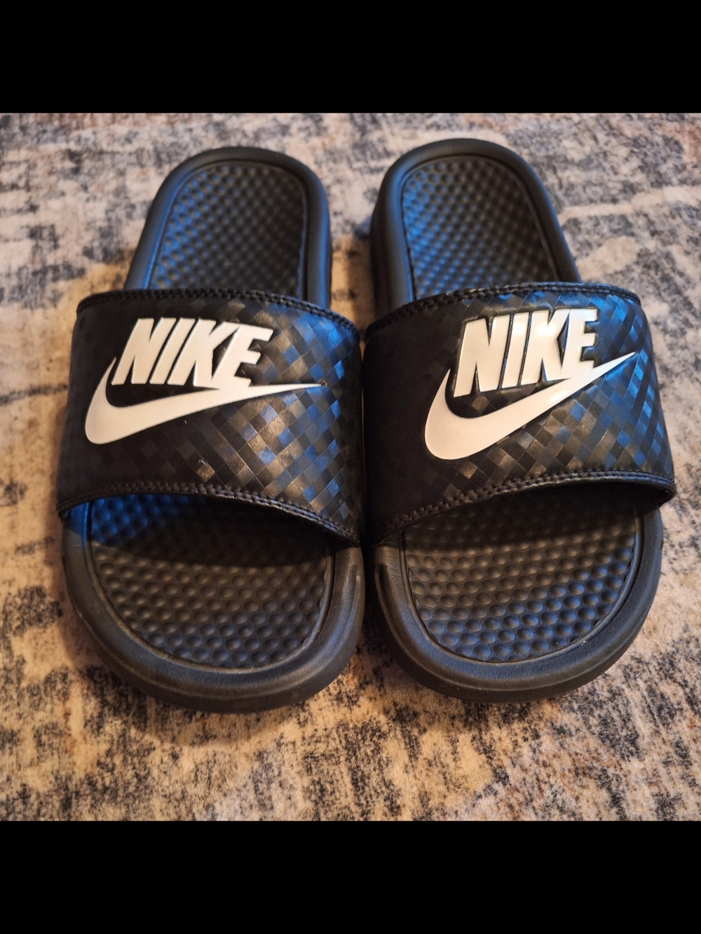Womens Nike Black Slides with White Swoosh. SZ 8 - Picture 4 of 8
